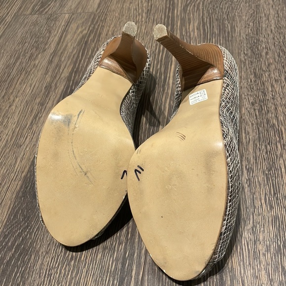 Locale ladies snakeskin high heels - Picture 8 of 9